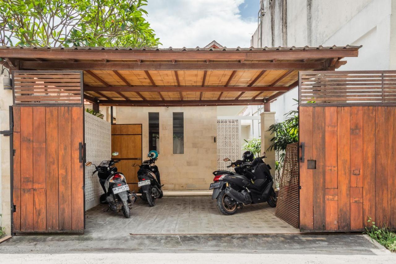 Cosy And Cheerful 2 Bedroom Villa 5Mins To Finns Canggu Buitenkant foto